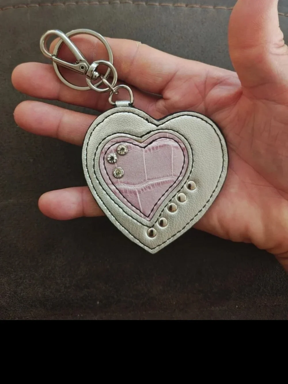 Early 2000s Kathy Van Zeeland Studded Leather Heart Purse Charm Keychain.